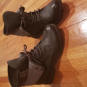 Womens brown boots